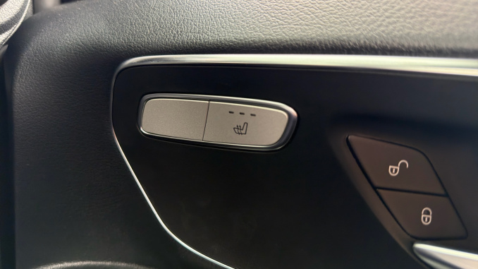 Mercedes-Benz Vito L2 Diesel Rwd 119CDI Select Crew Van 9G-Tronic - Image 29